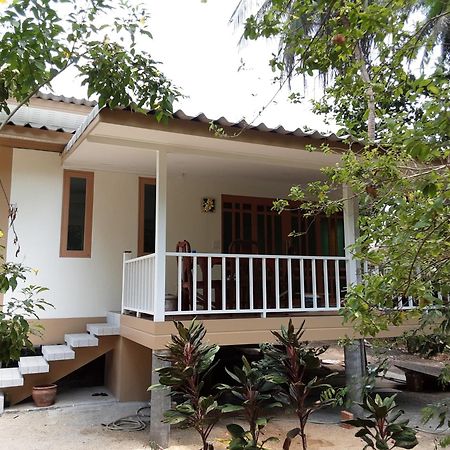 Baan Moonchan House Чалоклам Экстерьер фото